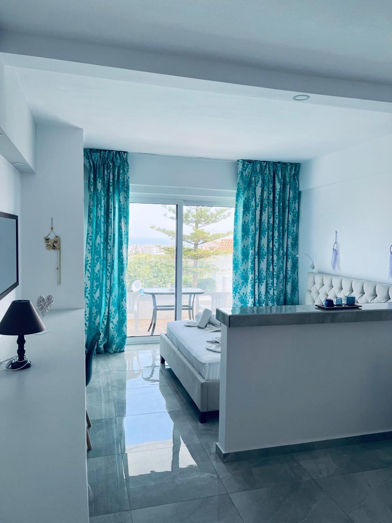 Silia Suites Malia Exteriér fotografie